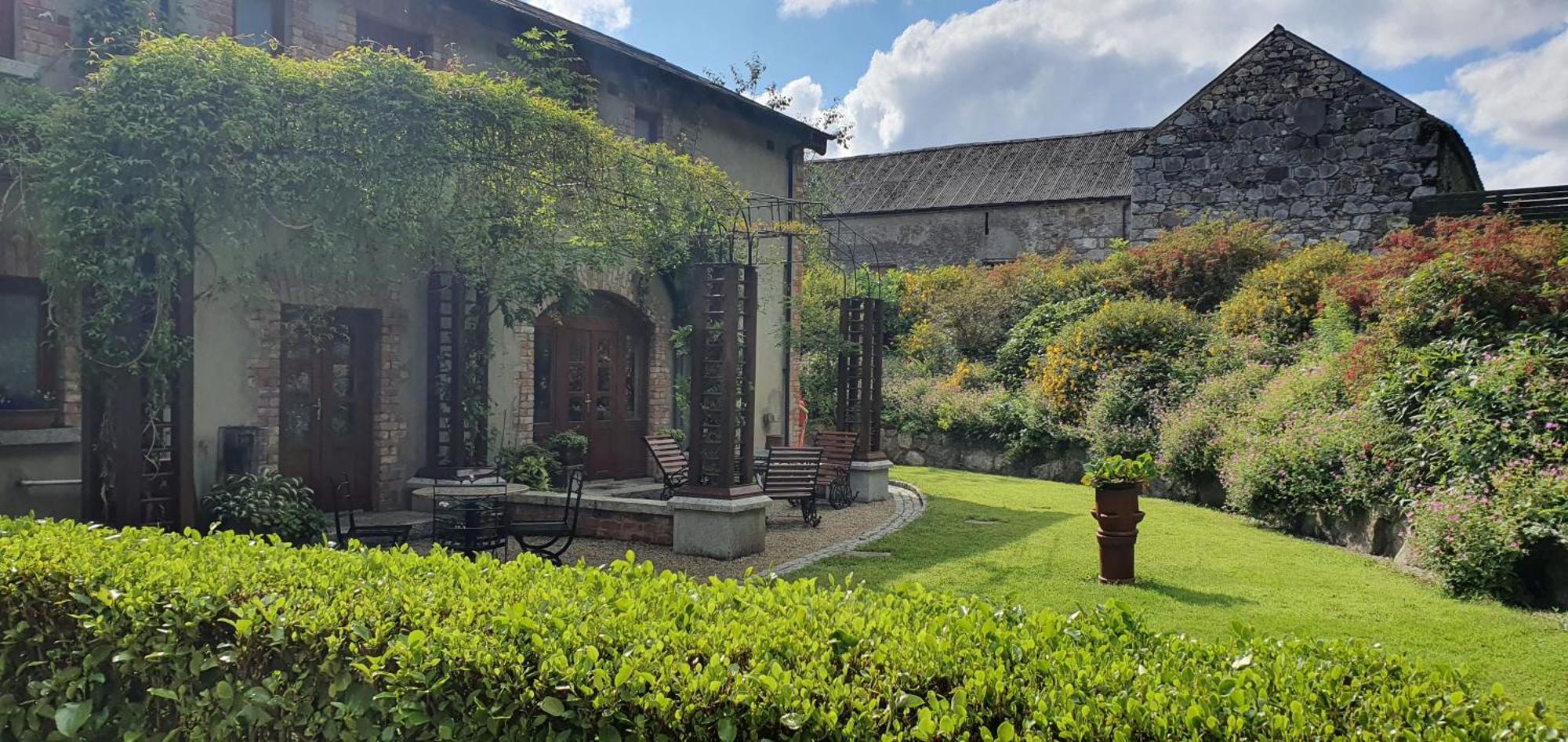 Croneybyrne Courtyard Villa Clara ภายนอก รูปภาพ
